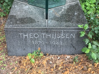 monument Theo Thijssen