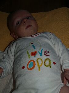 Tygo loves opa