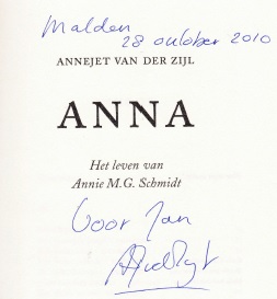Annejet vander Zijl - handtekening